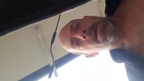 Snapshot of everymomenthorney chatting on 11/23/25, 10:04 everymomenthorney online show from 11/23/25, 10:04