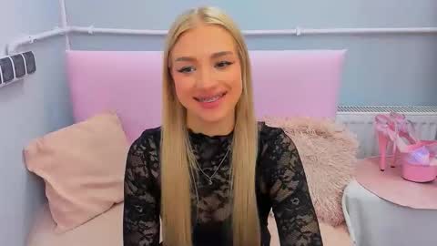 Snapshot of evettegold chatting on 10/04/25, 05:00 Eve online show from 10/04/25, 05:00