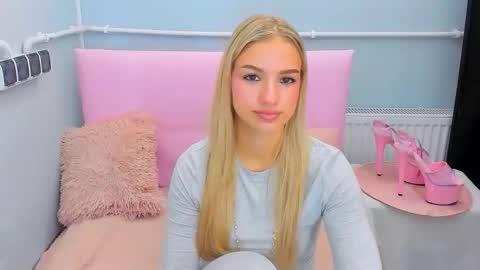 Snapshot of evettegold chatting on 10/16/25, 03:46 Eve online show from 10/16/25, 03:46