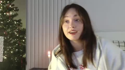 Snapshot of evi_woow chatting on 12/27/24, 08:07 evi_woow online show from 12/27/24, 08:07