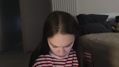 evi_woow online show from 03/18/26, 10:35