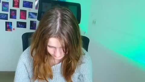 Evie online show from 12/04/25, 09:56