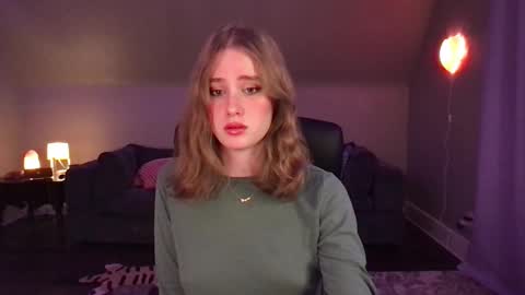 Evie3 online show from 12/17/24, 07:18