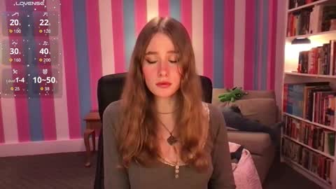 Evie3 online show from 12/03/25, 02:41