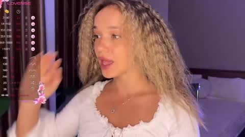 evielina online show from 05/16/26, 11:57