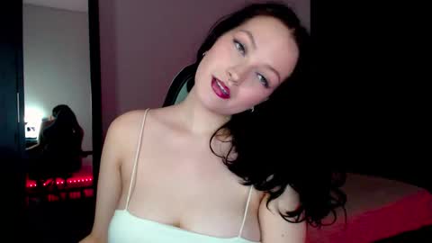 Lessie online show from 11/21/25, 08:29