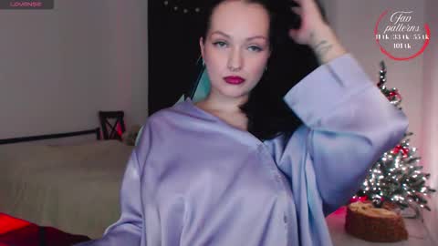 Lessie online show from 12/16/25, 07:30