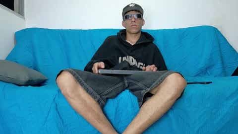 Snapshot of evil_boss1 chatting on 06/22/26, 03:25 evil_boss1 online show from 06/22/26, 03:25