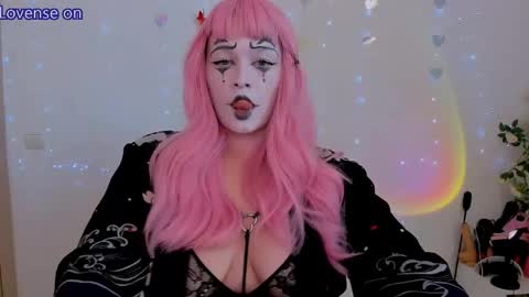 evilla_brill online show from 05/25/26, 10:10