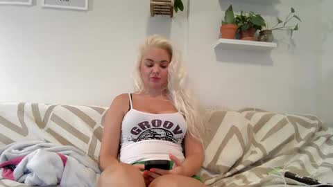 Badblondebunny online show from 01/22/25, 10:05