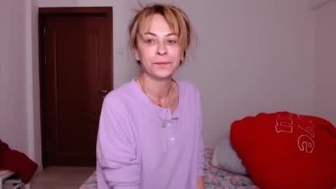 Snapshot of evolett chatting on 01/02/25, 04:52 ONLYFANS There are legends that in this room all your wishes can come true Private is Open online show from 01/02/25, 04:52