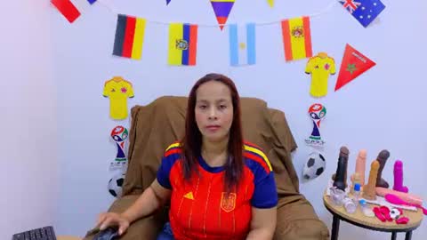 evvaa_moon online show from 07/10/26, 12:30