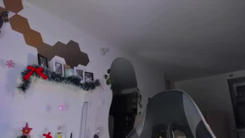 EVY online show from 01/09/26, 02:25