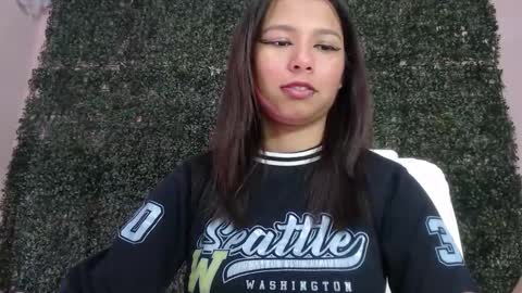 Im Evy online show from 02/12/26, 03:40