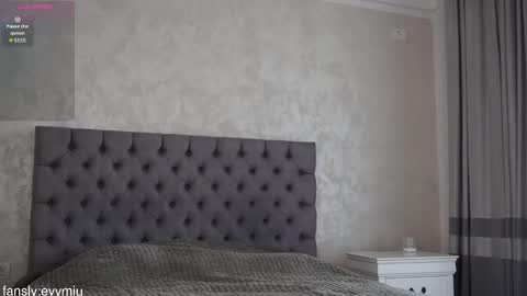 Evy online show from 03/26/26, 07:36