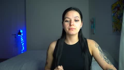 ewelynscott online show from 12/13/25, 10:37