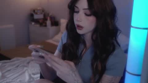 Alyson online show from 02/22/25, 10:18