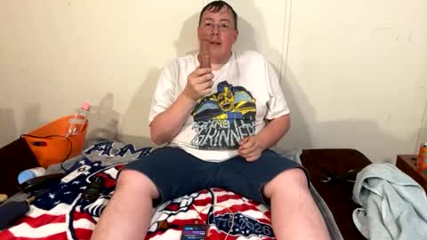 excitedwaffles online show from 06/05/26, 11:32