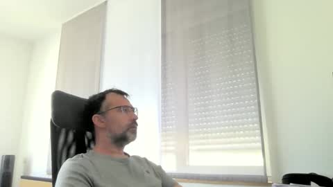 exhibit77 online show from 05/20/26, 12:33