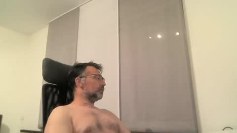 exhibit77 online show from 06/18/26, 06:35
