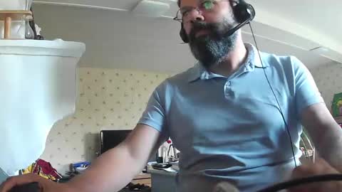 Snapshot of exibdevil chatting on 12/07/24, 03:19 Gio online show from 12/07/24, 03:19