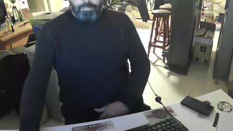 Snapshot of exibdevil chatting on 01/14/25, 08:48 Gio online show from 01/14/25, 08:48