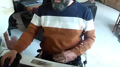 Snapshot of exibdevil chatting on 02/17/25, 04:37 Gio online show from 02/17/25, 04:37