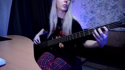 my real name is Irene but Exo is oke too  online show from 09/15/25, 12:21