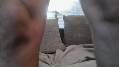 mi insta maddin 5011 online show from 11/21/25, 09:30