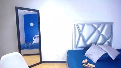 exotic_karmella online show from 11/21/25, 09:13