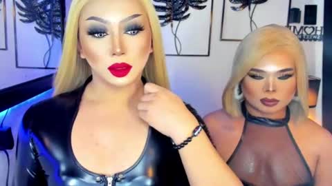 Lindsay online show from 06/11/26, 02:53