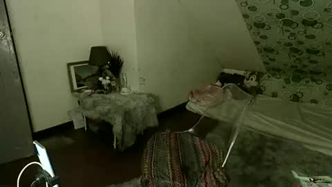 exoticapril01 online show from 12/21/25, 01:40