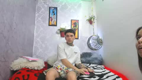 exotichot_couple online show from 11/14/25, 11:57