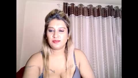exoticindian37 online show from 09/10/25, 04:51
