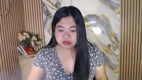 SHANTAL MARIE online show from 04/12/26, 02:33