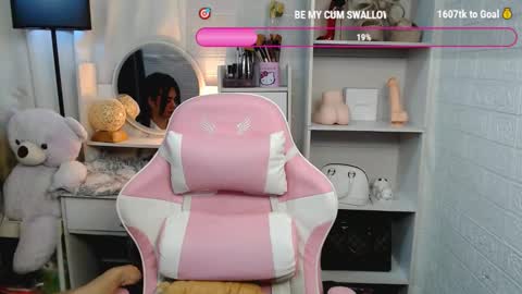 exotictssavie online show from 03/10/25, 12:18