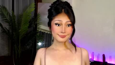 Candy  online show from 12/17/24, 12:11