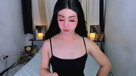 expensive_elise online show from 06/10/26, 12:15