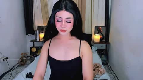 expensive_elise online show from 06/13/26, 05:44