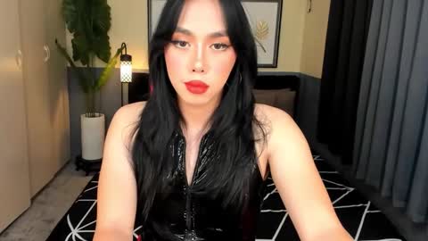 Suki online show from 09/26/25, 08:07