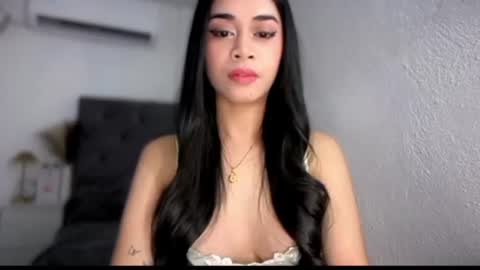 Snapshot of expensivets_chloe chatting on 07/04/26, 01:28 chloee online show from 07/04/26, 01:28