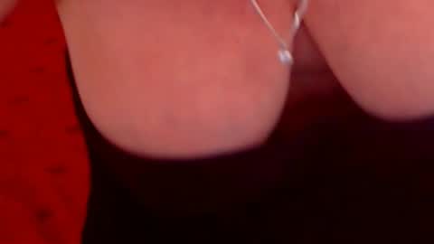 Snapshot of experiencedalana chatting on 12/15/24, 04:07 Alana online show from 12/15/24, 04:07