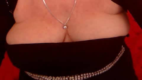 Snapshot of experiencedalana chatting on 12/26/24, 09:58 Alana online show from 12/26/24, 09:58