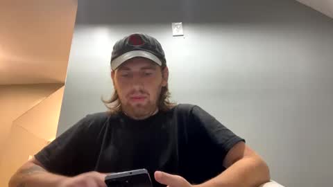 Explosivee andyy online show from 10/11/25, 03:28