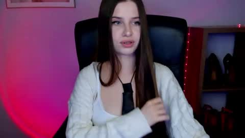 Snapshot of extasy_maya chatting on 06/16/26, 06:49 Maya online show from 06/16/26, 06:49