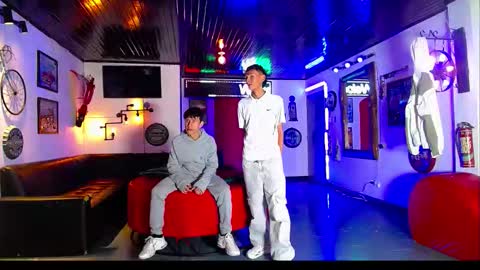 extrangers online show from 03/17/26, 12:08