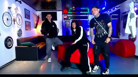 extrangers online show from 03/28/26, 12:05