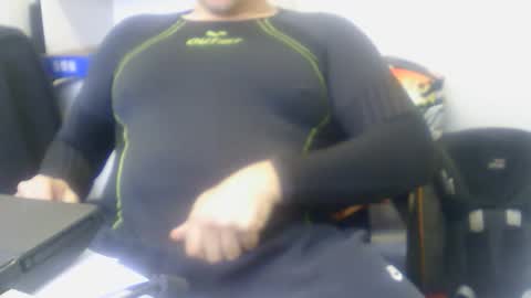 derssing online show from 02/20/26, 09:54