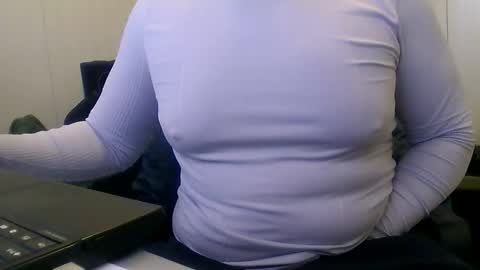 derssing online show from 03/01/26, 07:54