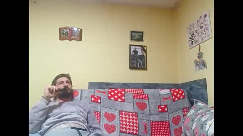 exuuuuu online show from 11/26/25, 11:06